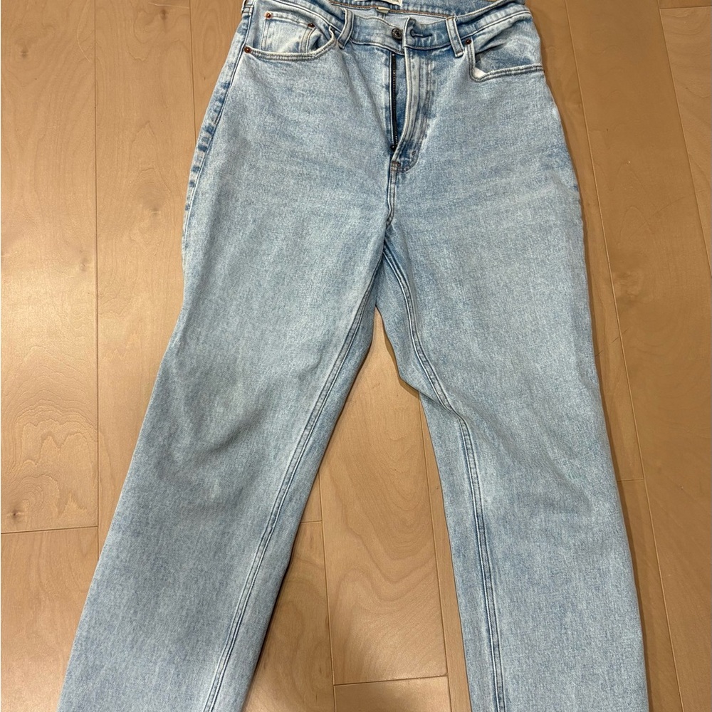 Abercrombie & Fitch Light Wash Ankle Straight Ultra High Rise Size 27